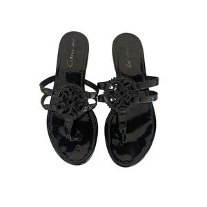 Circus NY Black‎ Patent Thong Sandals Flower Medallion Detail Women's Size 7